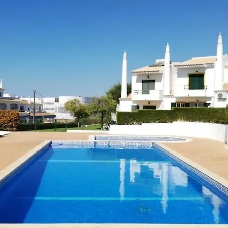 Joia Da Gale House - Pool And Garden & Bbq & Gale Villa *